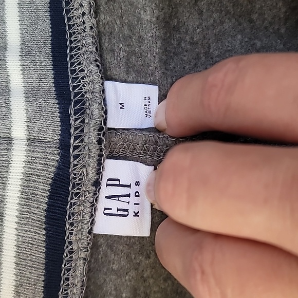 Gap, Boy Shorts, size medium 8/9 - Picture 4 of 6